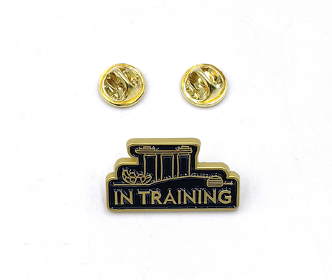 주문 Double Butterfly Clasp Black Enamel Badge with Unique Plastic Box The Perfect Addition to Your Lapel Pin Collection 온라인 제조