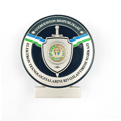 에나멜 학교 기념품 배지 50mm 키링과 클램프로 성취를 축하하세요